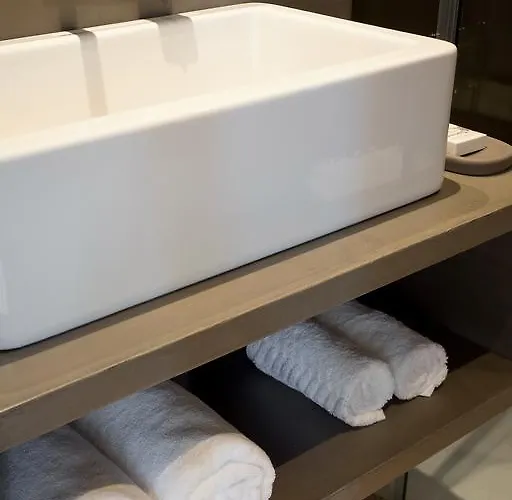 Seventyset Flats - Historical Center