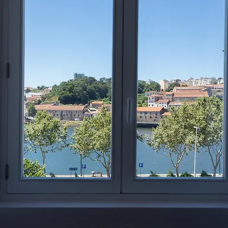 Seventyset Flats - Historical Center Apartment